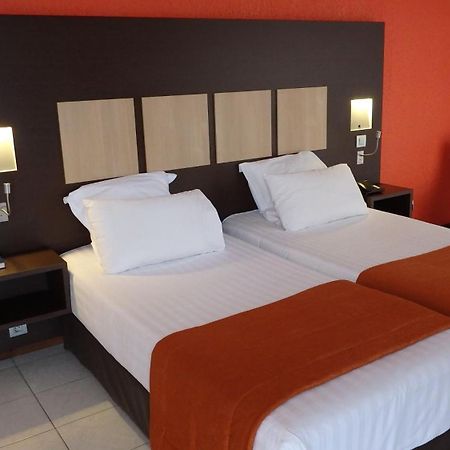 Central Hotel Cayenne Bagian luar foto