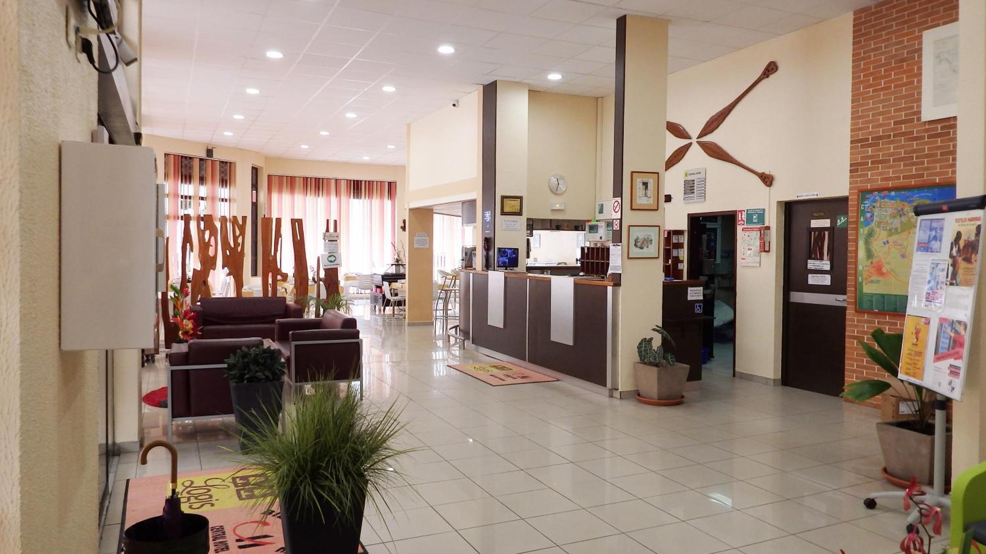 Central Hotel Cayenne Bagian luar foto